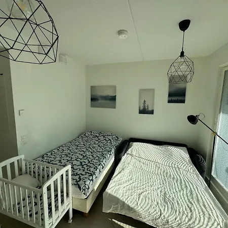 Apartment Over The Railway Station, 7 Mins Helsinki Airport