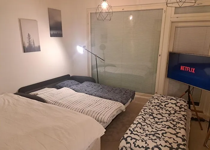 Over The Railway Station, 7 Mins Helsinki Airport Вантаа