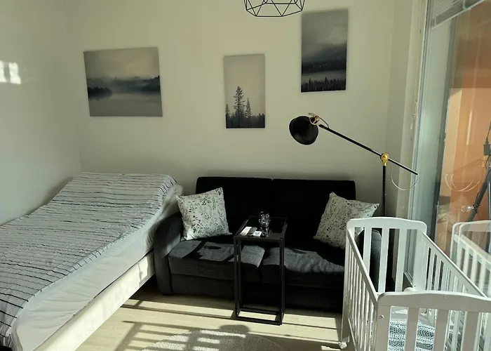 Апартаменты Over The Railway Station, 7 Mins Helsinki Airport *