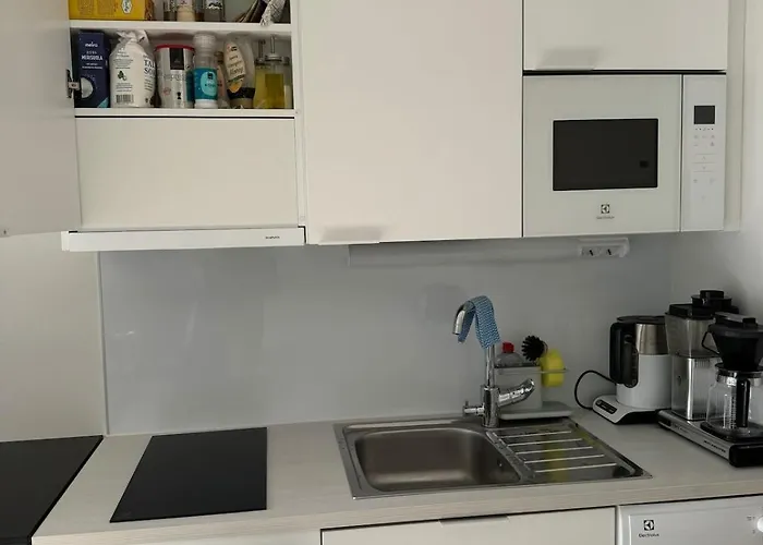 Over The Railway Station, 7 Mins Helsinki Airport * Вантаа